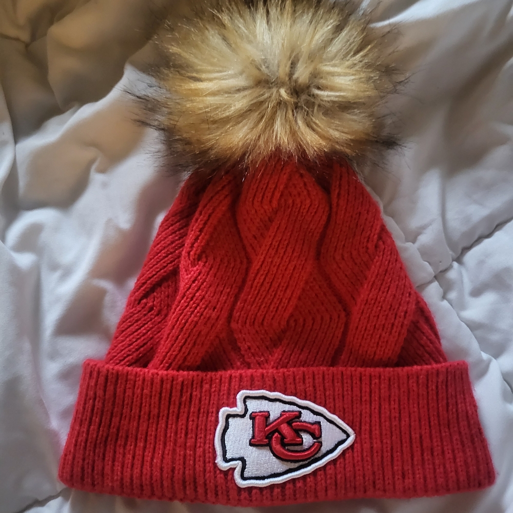 NFL Red Cable Knit Beanie with Faux Fur Pom-Pom